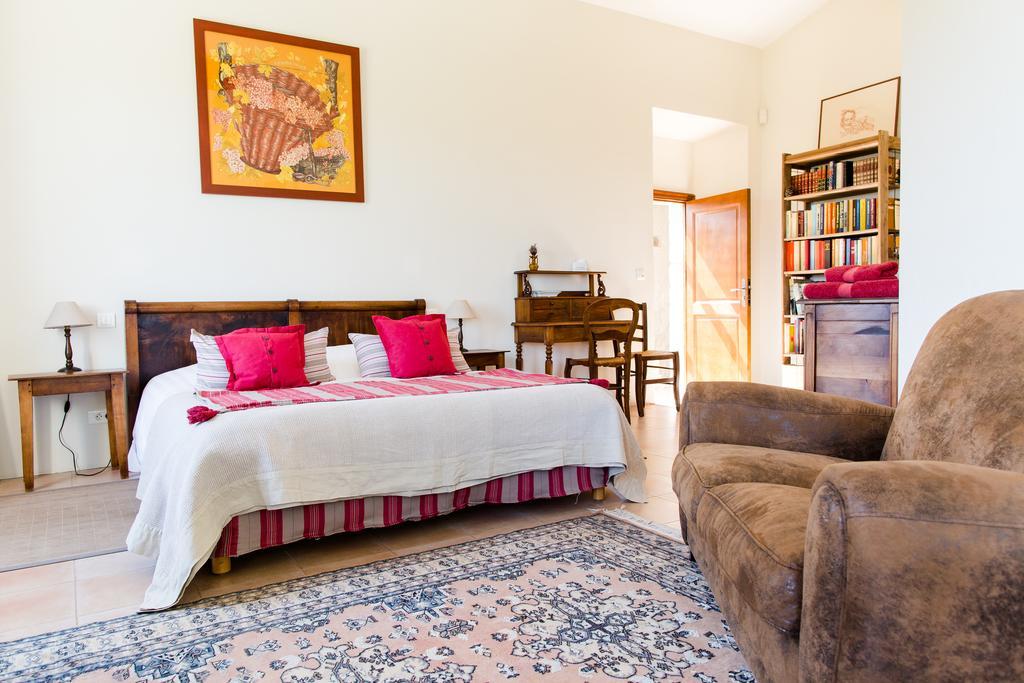 Le Mas Del Sol Bed and Breakfast Bonnieux Eksteriør billede