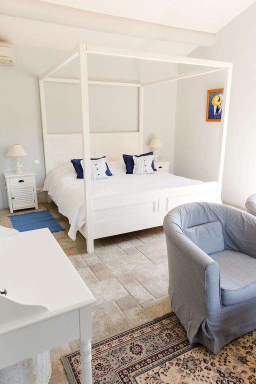 Le Mas Del Sol Bed and Breakfast Bonnieux Eksteriør billede